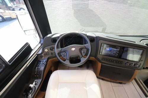 2021 Tiffin Motor Homes Zephyr 45PZ