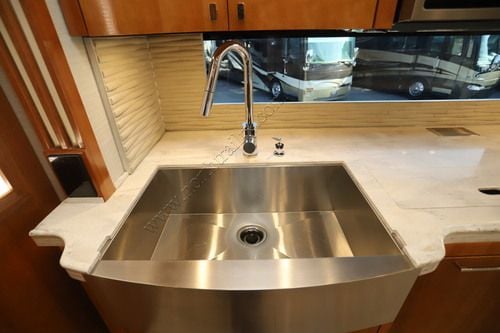 2021 Tiffin Motor Homes Zephyr 45PZ