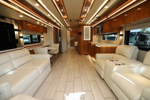 2021 Tiffin Motor Homes Zephyr 45PZ