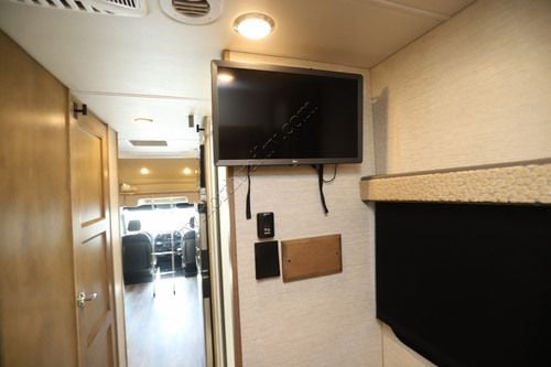 2022 Tiffin Motor Homes Wayfarer 24SW