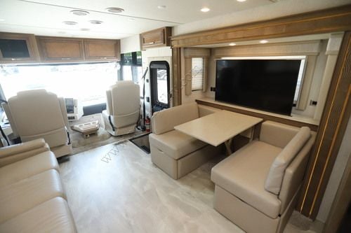 2022 Newmar Bay Star Sport 2905