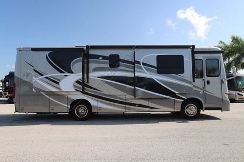 2019 Newmar Ventana Le 3426
