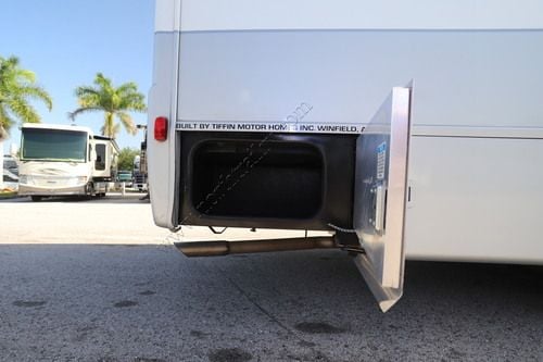2022 Tiffin Motor Homes Wayfarer 24SW