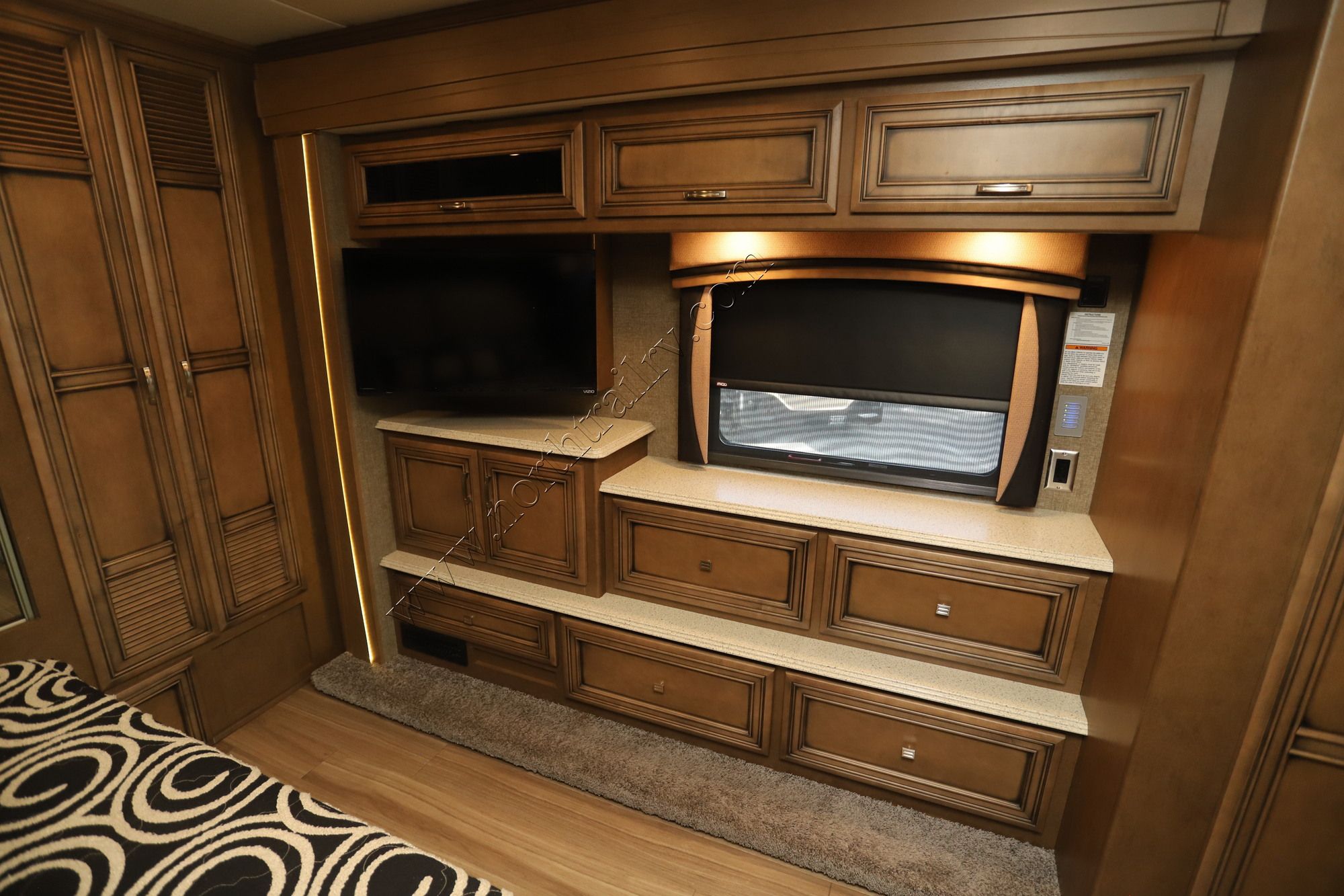 Used 2019 Newmar Ventana Le 3426 Class A  For Sale