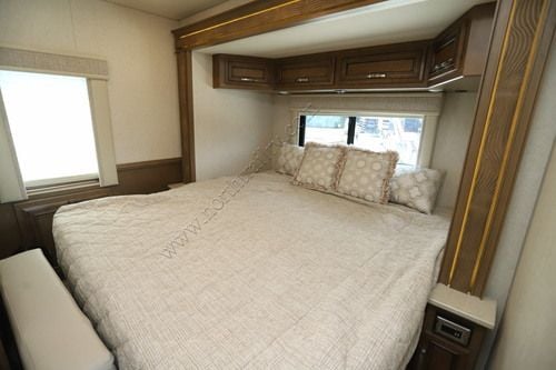 2022 Newmar Bay Star Sport 2905