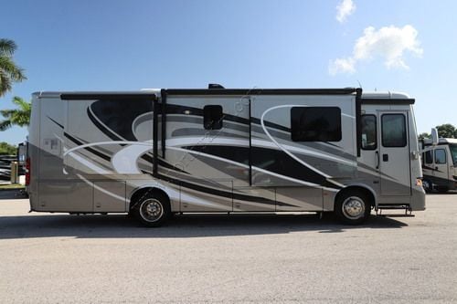 2019 Newmar Ventana Le 3426