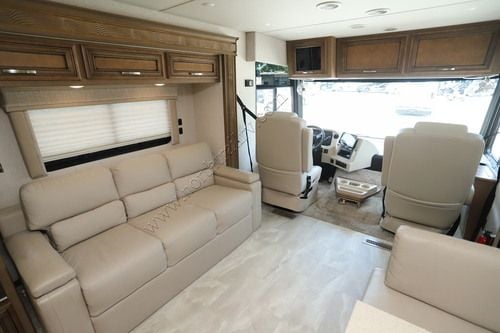 2022 Newmar Bay Star Sport 2905