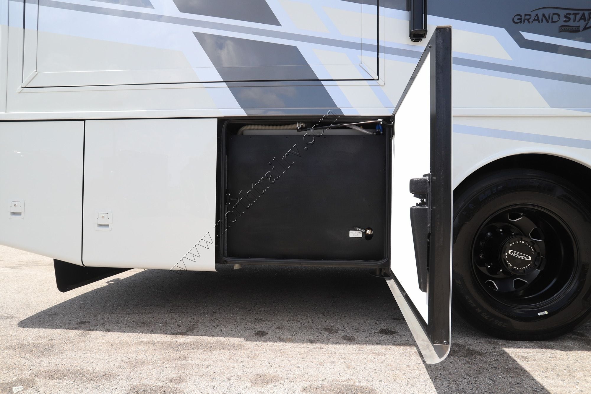 New 2027 Newmar Grand Star 3444 Super C  For Sale