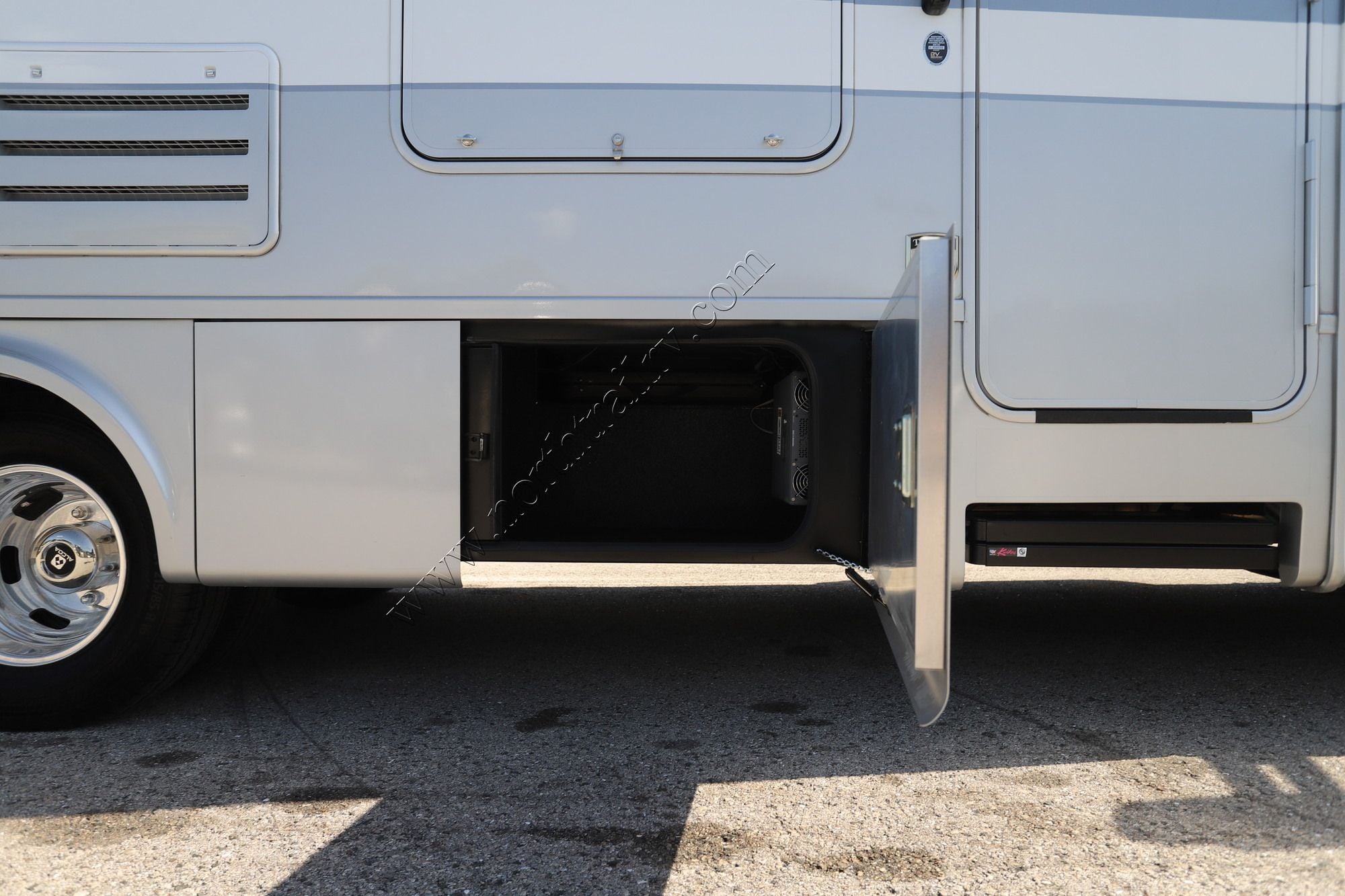 Used 2022 Tiffin Motor Homes Wayfarer 24SW Class C  For Sale
