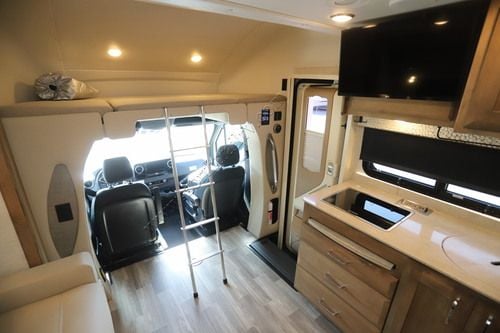 2022 Tiffin Motor Homes Wayfarer 24SW