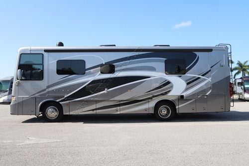 2019 Newmar Ventana Le 3426