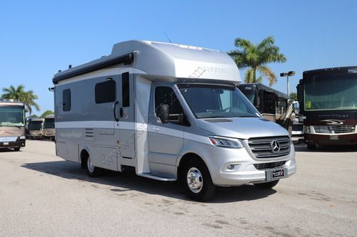 2022 Tiffin Motor Homes Wayfarer 24SW