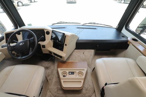 2022 Newmar Bay Star Sport 2905