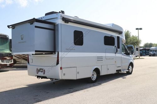 2022 Tiffin Motor Homes Wayfarer 24SW