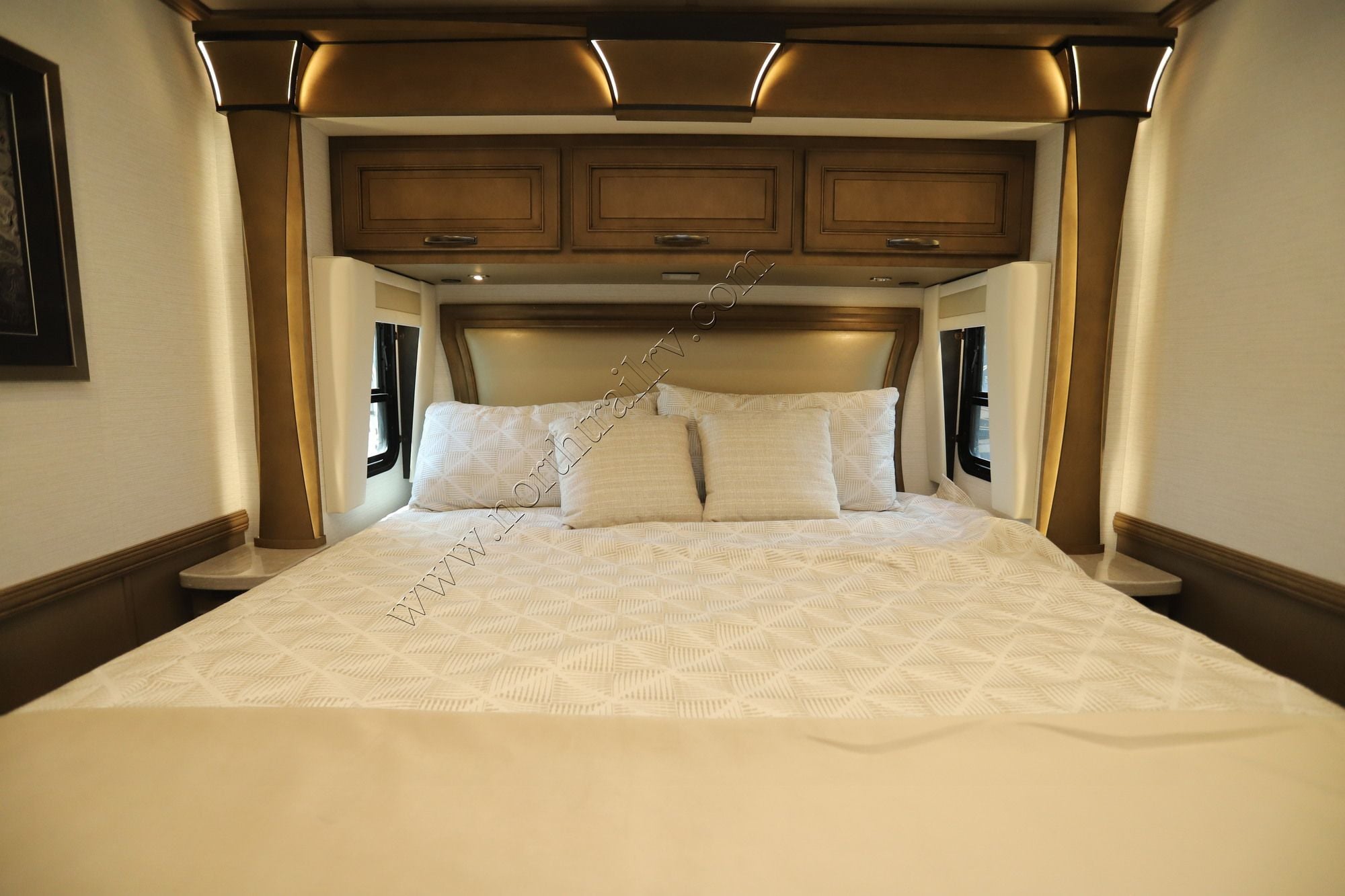 New 2027 Newmar Dutch Star 4345 Class A  For Sale