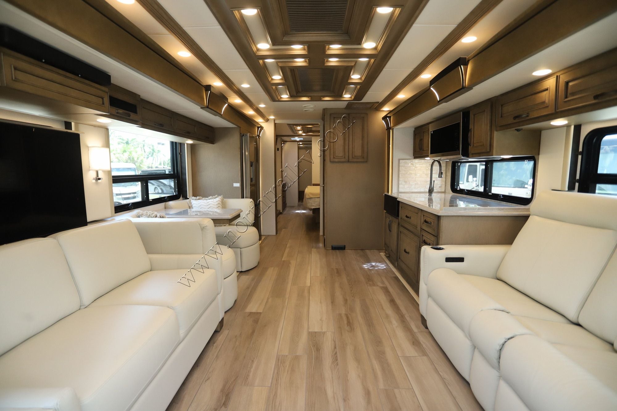 New 2027 Newmar Dutch Star 4345 Class A  For Sale