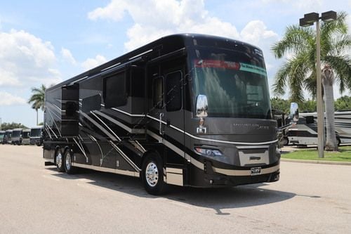2027 Newmar Mountain Aire 4118