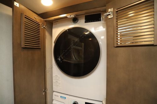 2027 Newmar Mountain Aire 4118