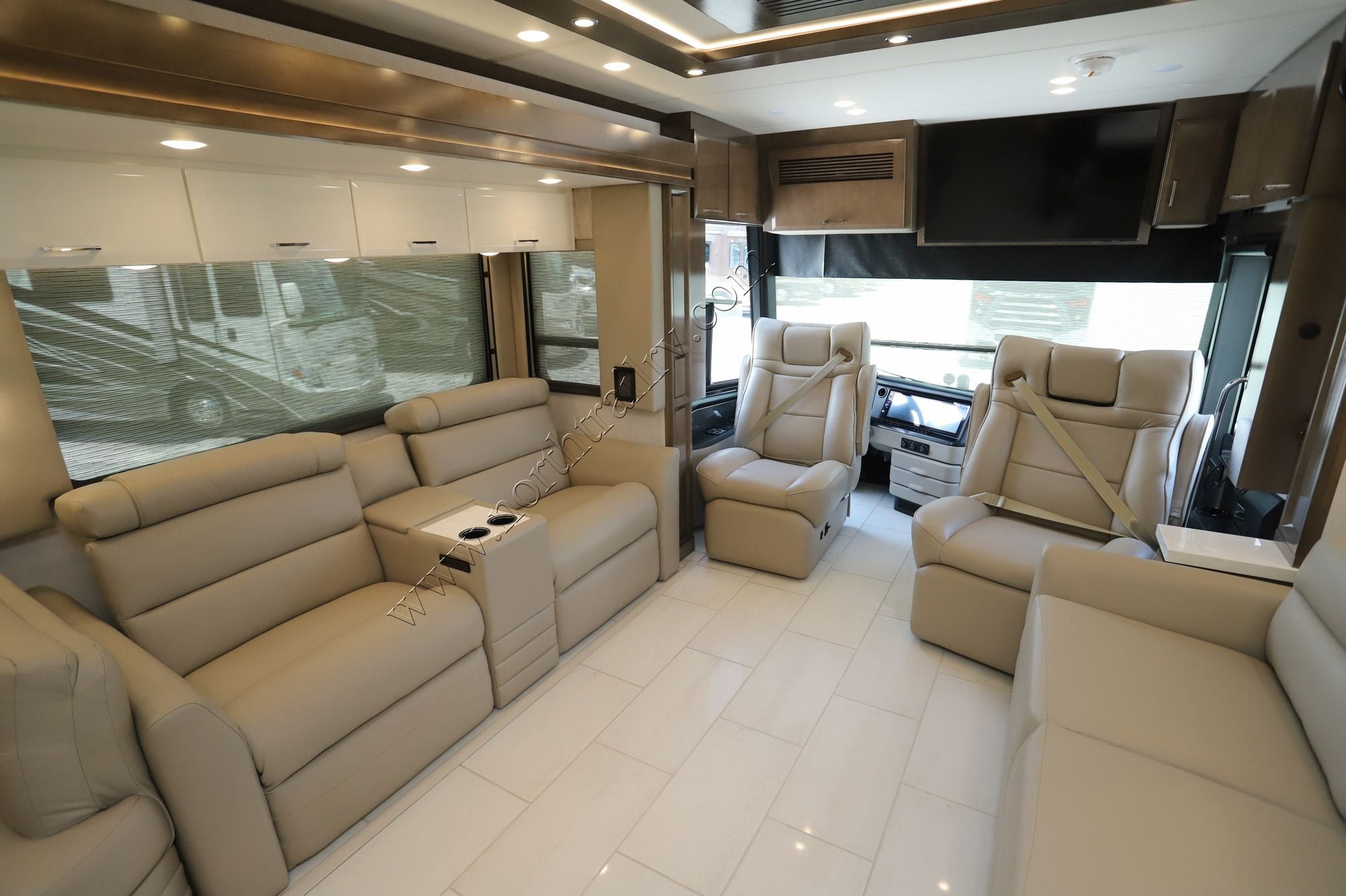 New 2027 Newmar Mountain Aire 4118 Class A  For Sale
