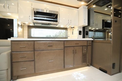2027 Newmar Mountain Aire 4118