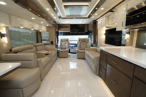 2027 Newmar Mountain Aire 4118