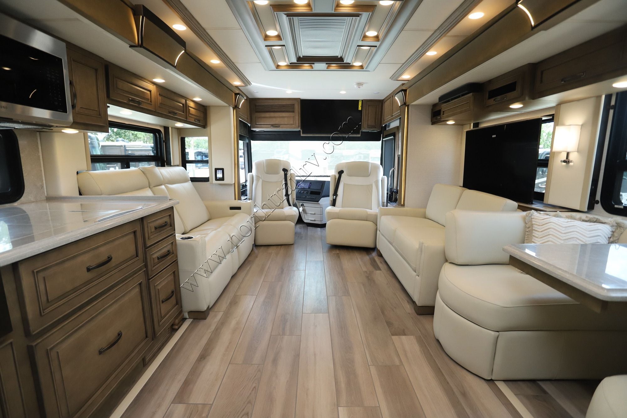 New 2027 Newmar Dutch Star 4345 Class A  For Sale