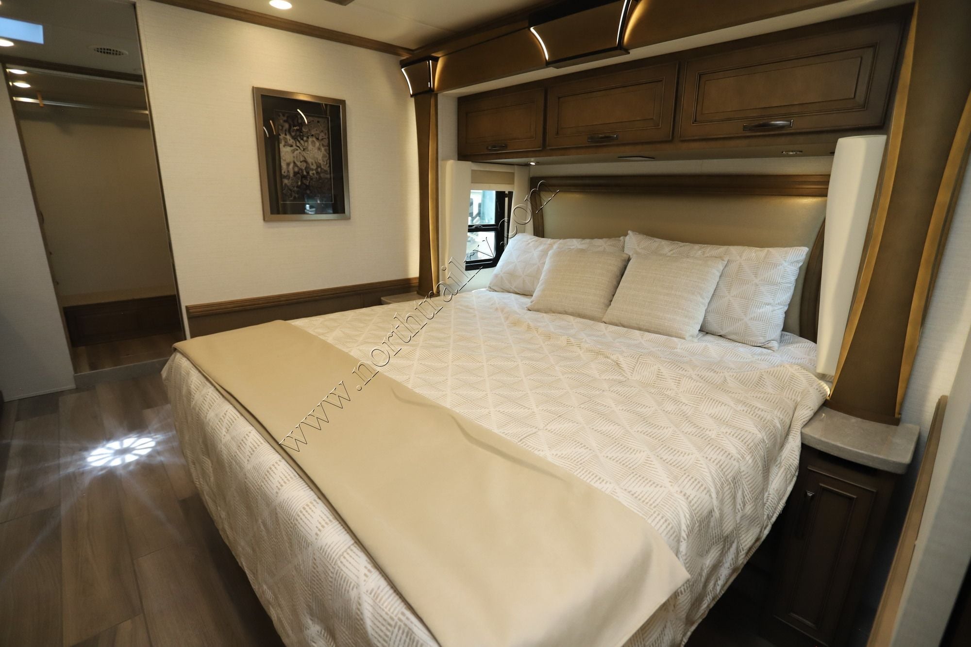 New 2027 Newmar Dutch Star 4345 Class A  For Sale