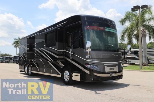 2027 Newmar Mountain Aire 4118