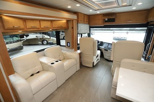 2024 Newmar New Aire 3547 Class A