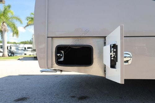 2027 Renegade Rv Vienna 25FWS
