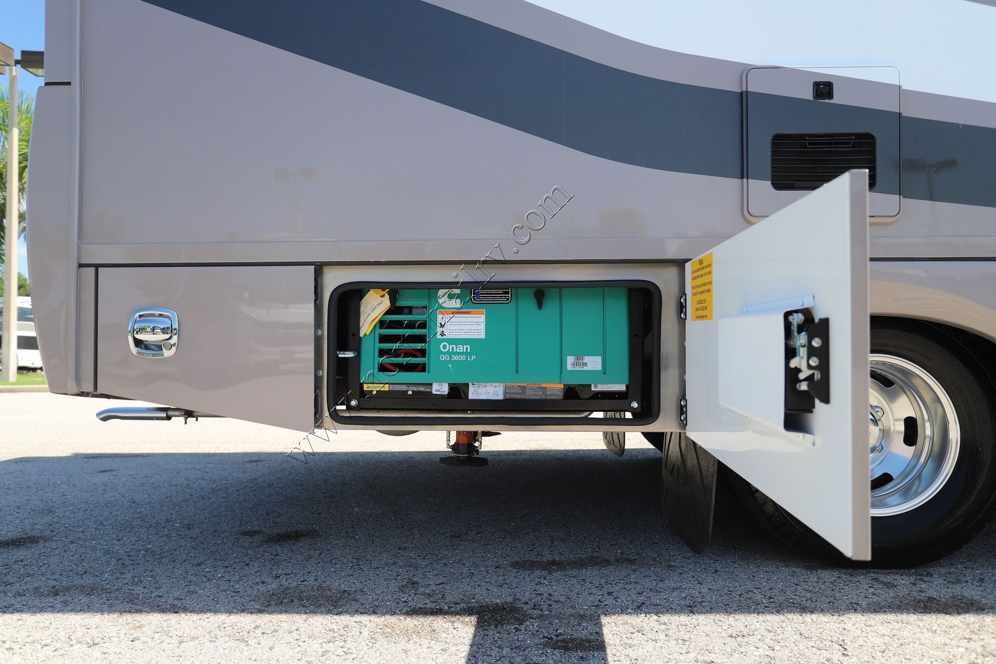 New 2027 Renegade Rv Vienna 25FWS Class C  For Sale