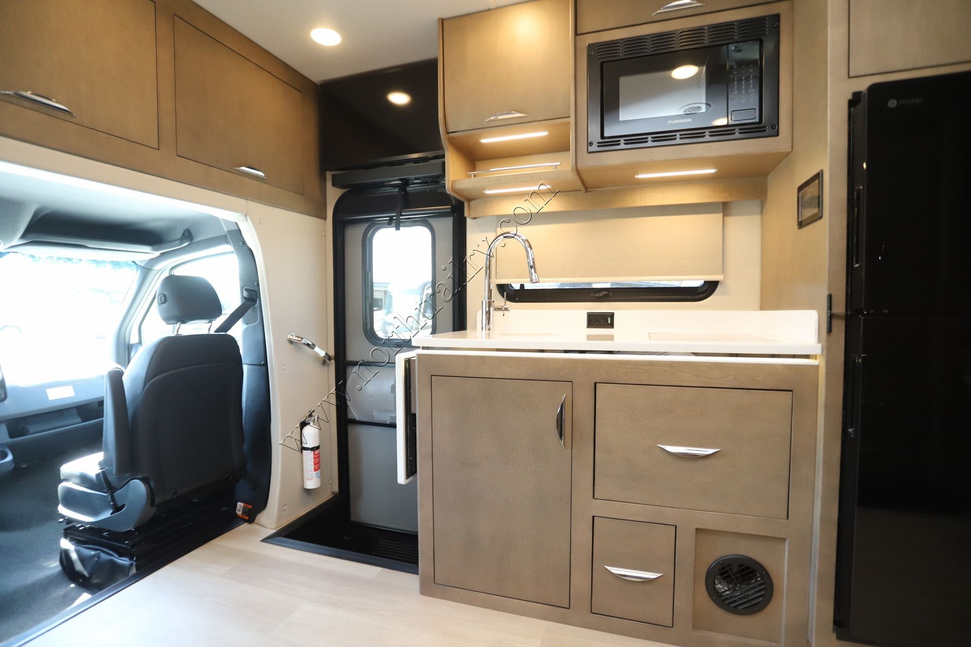 New 2027 Renegade Rv Vienna 25FWS Class C  For Sale