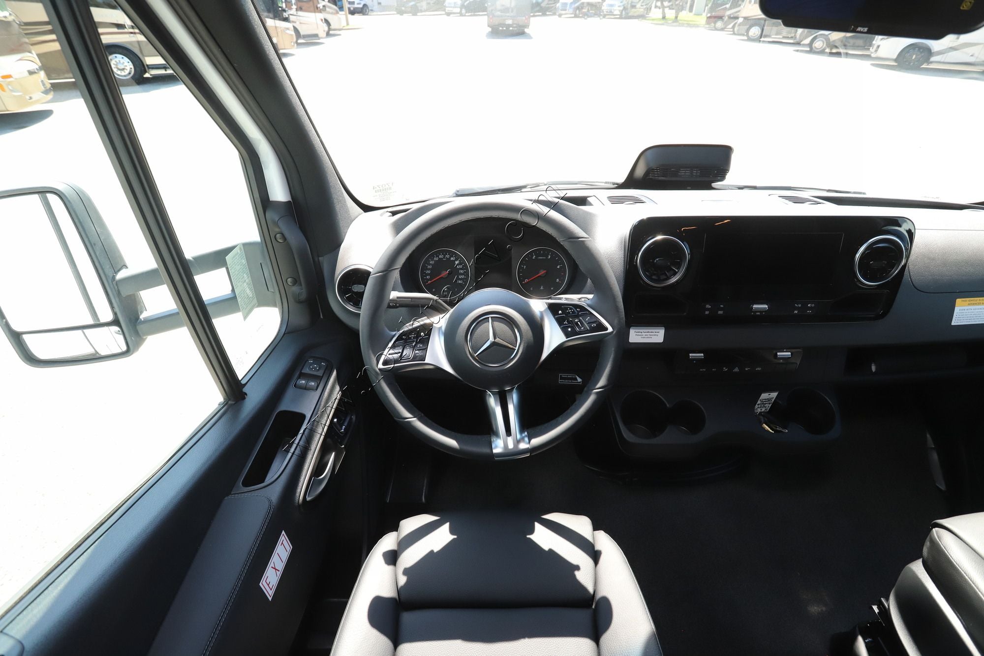 New 2027 Renegade Rv Vienna 25FWS Class C  For Sale