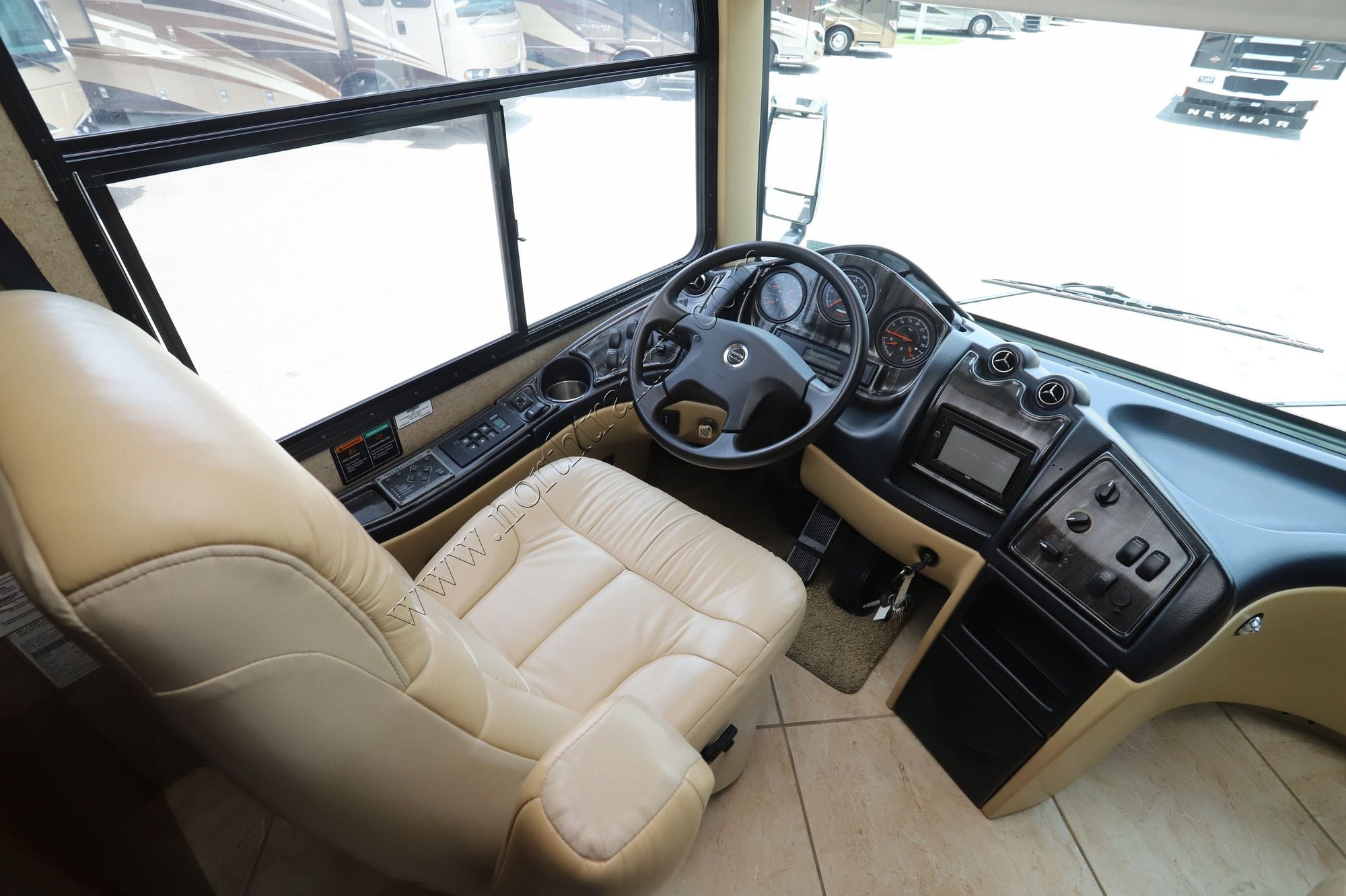 Used 2013 Thor Tuscany Xte 40EX Class A  For Sale