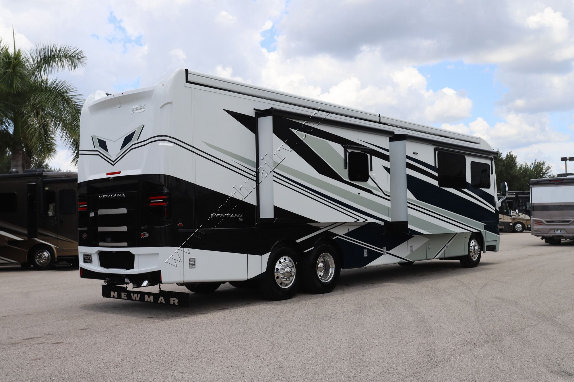New 2027 Newmar Ventana 4345 Class A  For Sale
