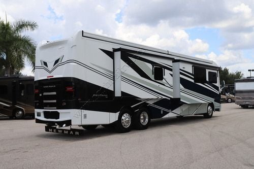 2027 Newmar Ventana 4345