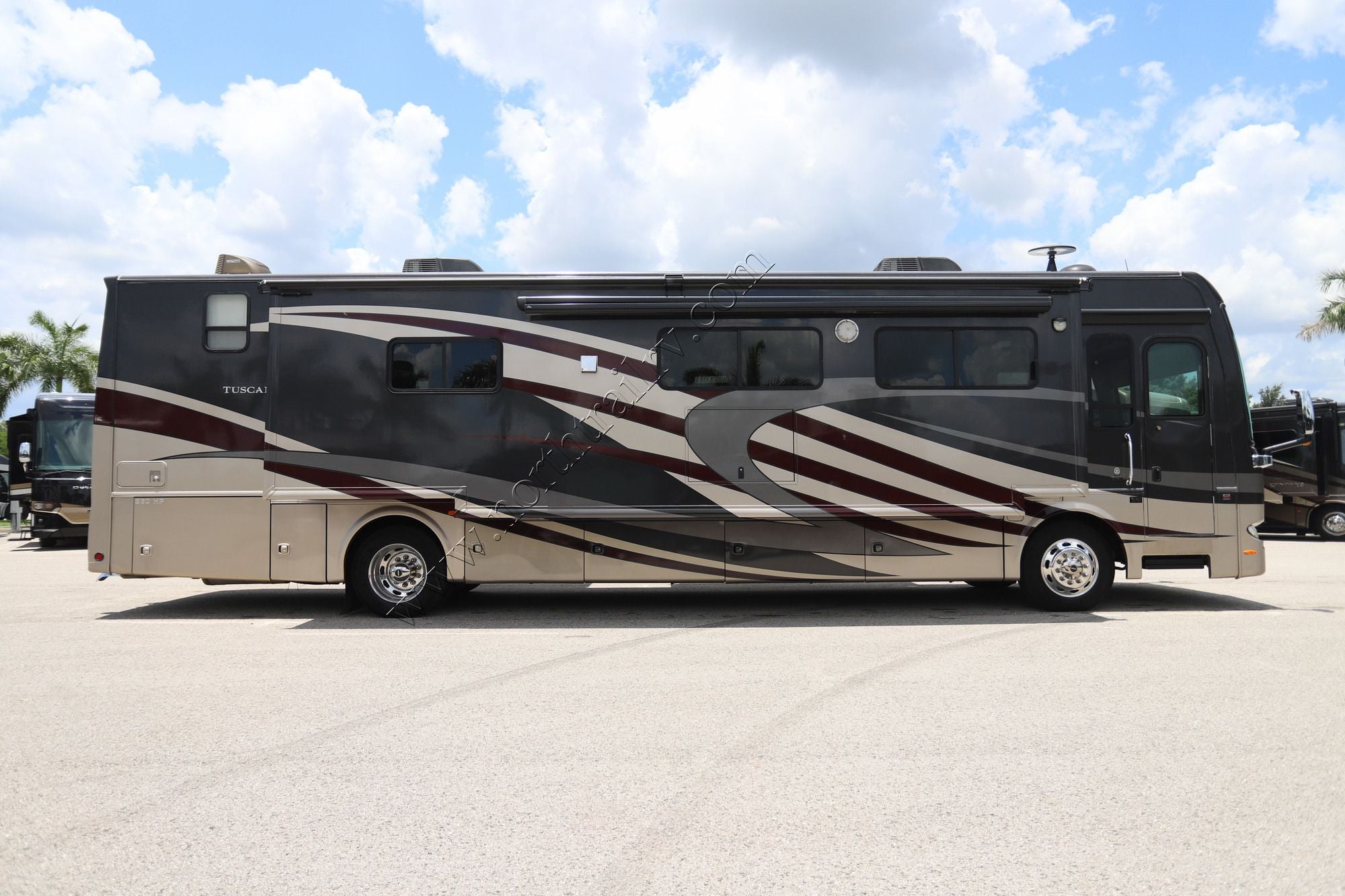Used 2013 Thor Tuscany Xte 40EX Class A  For Sale