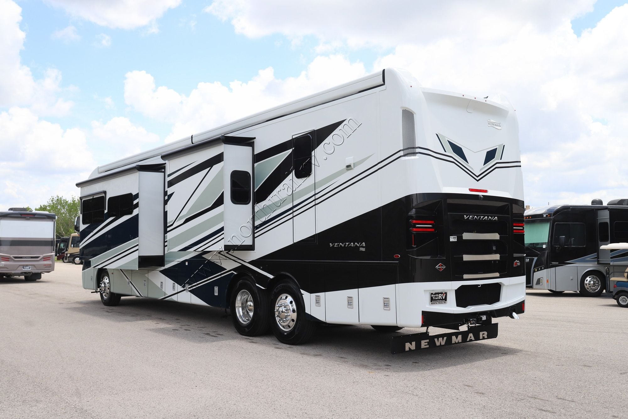New 2027 Newmar Ventana 4345 Class A  For Sale