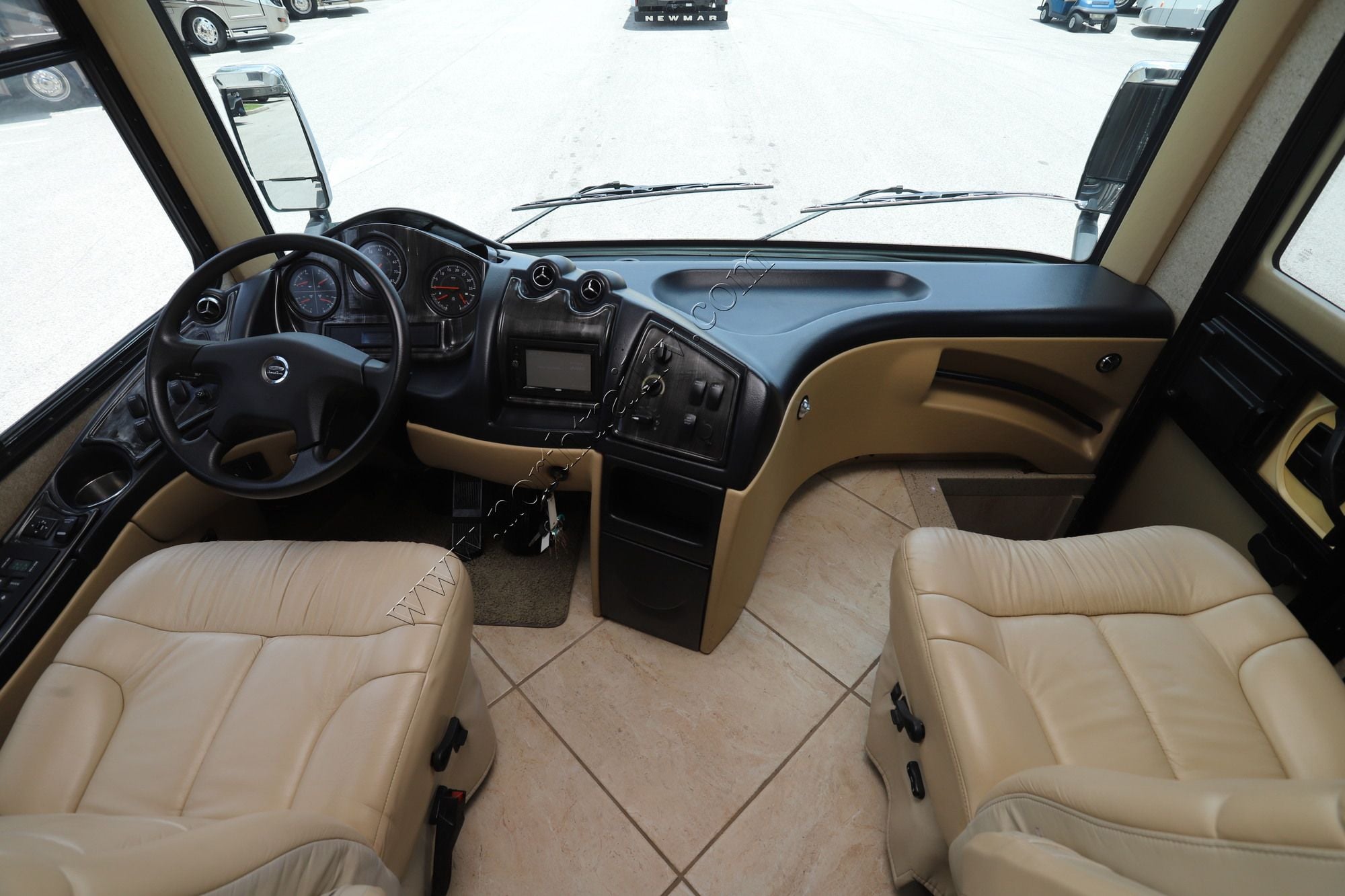 Used 2013 Thor Tuscany Xte 40EX Class A  For Sale