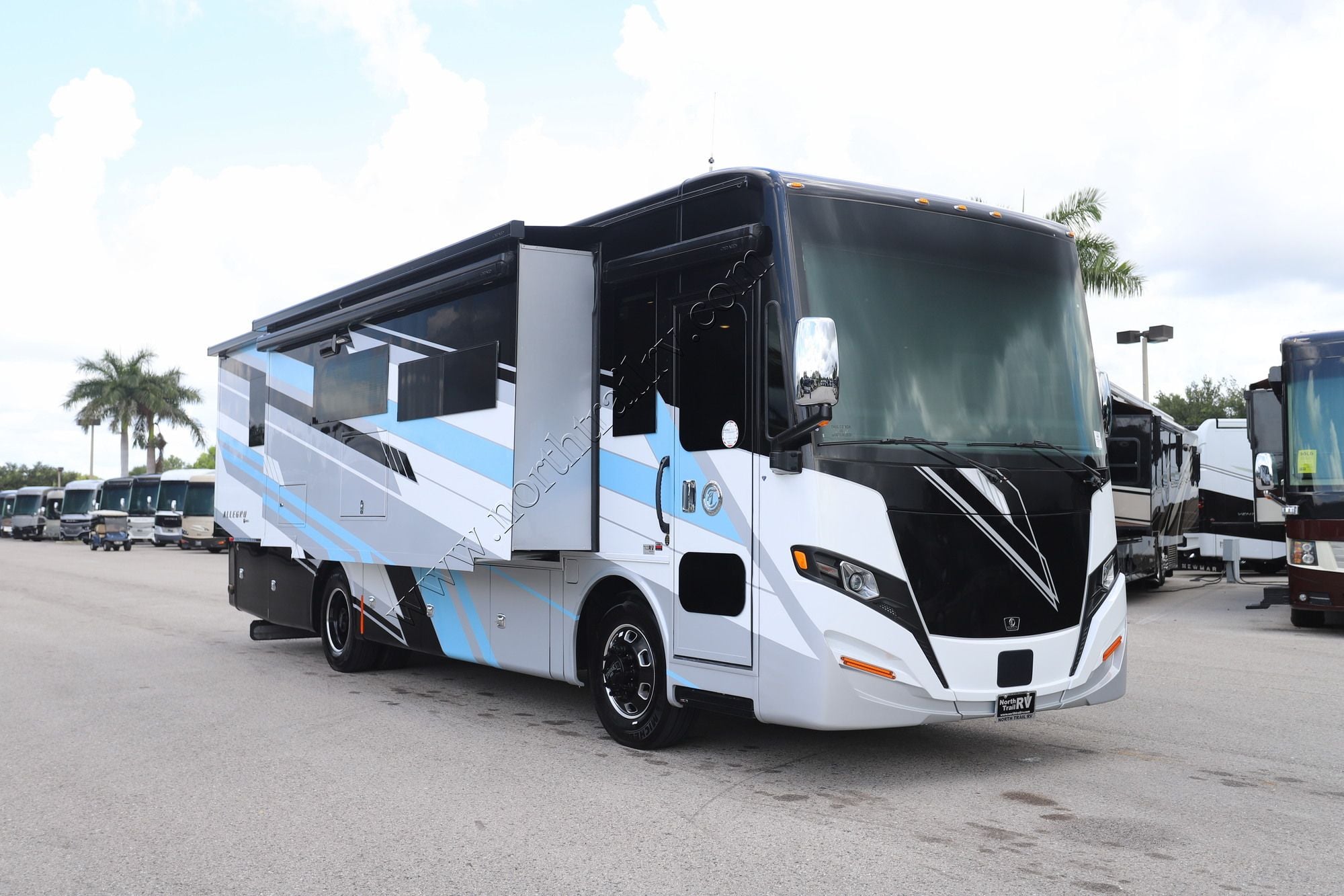 New 2027 Tiffin Motor Homes Allegro Red 33AA Class A  For Sale