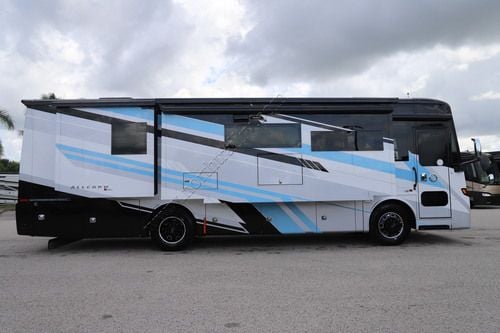 2027 Tiffin Motor Homes Allegro 33AA