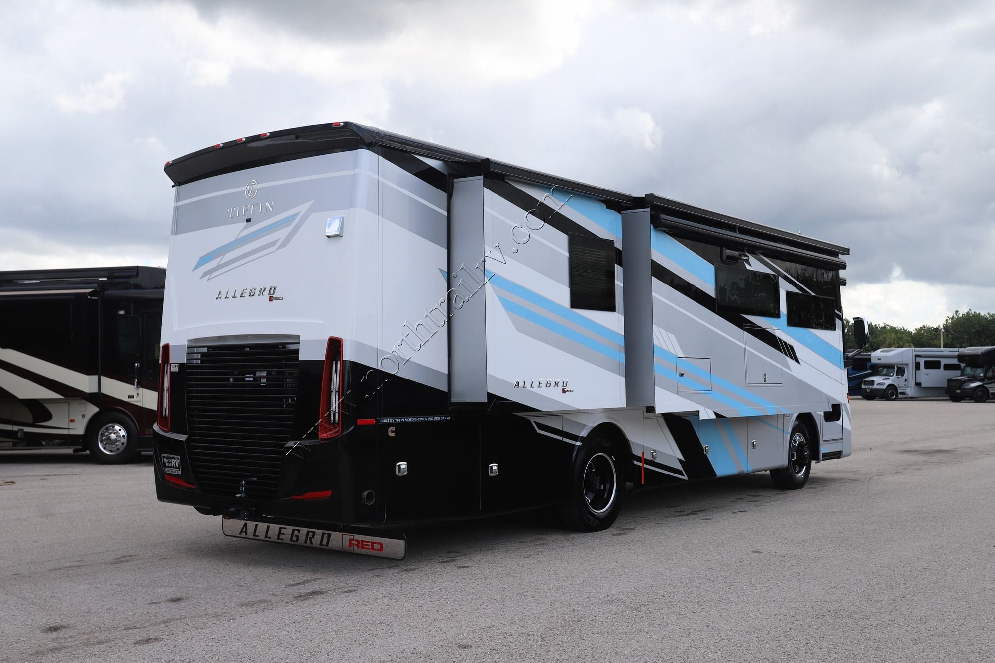 New 2027 Tiffin Motor Homes Allegro Red 33AA Class A  For Sale