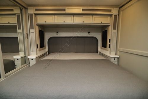 2027 Tiffin Motor Homes Allegro 33AA