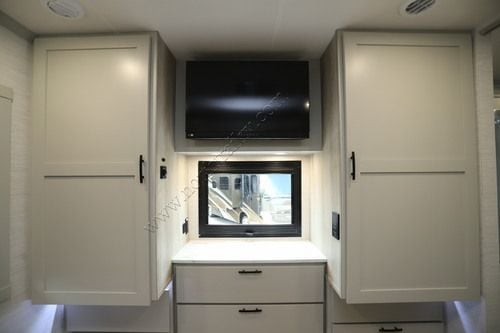 2026 Dynamax Europa 32KD