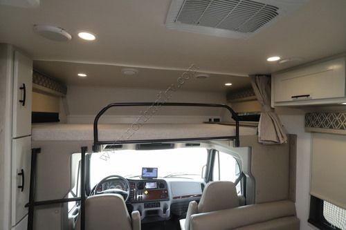 2023 Dynamax Europa 32KD