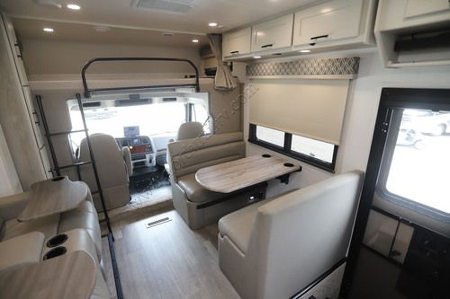 2023 Dynamax Europa 32KD