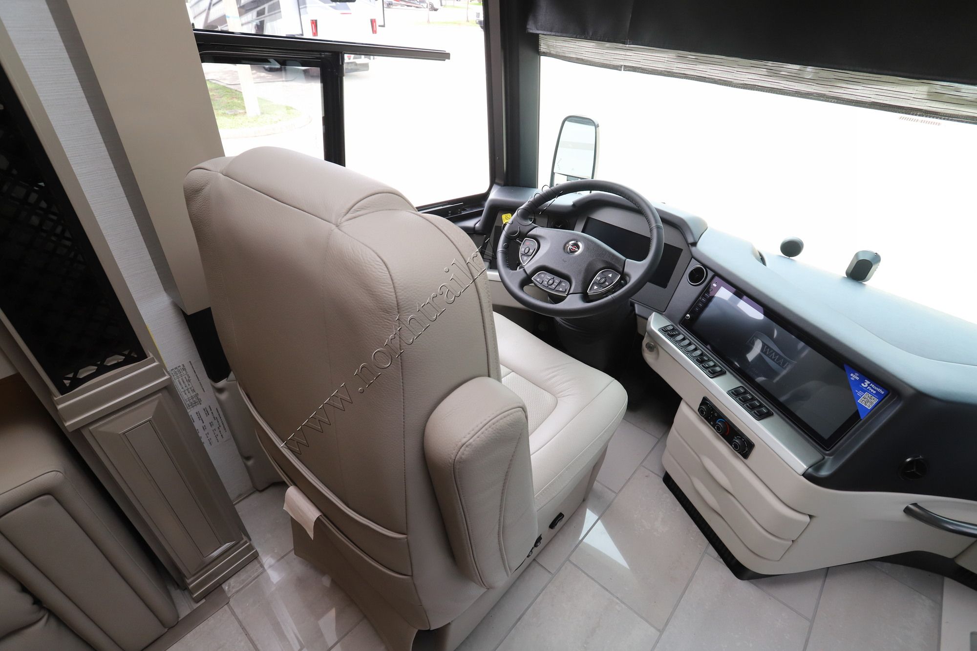 New 2027 Newmar London Aire 4551 Class A  For Sale