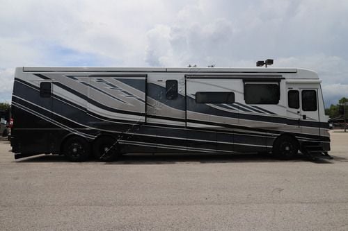 2027 Newmar London Aire 4551