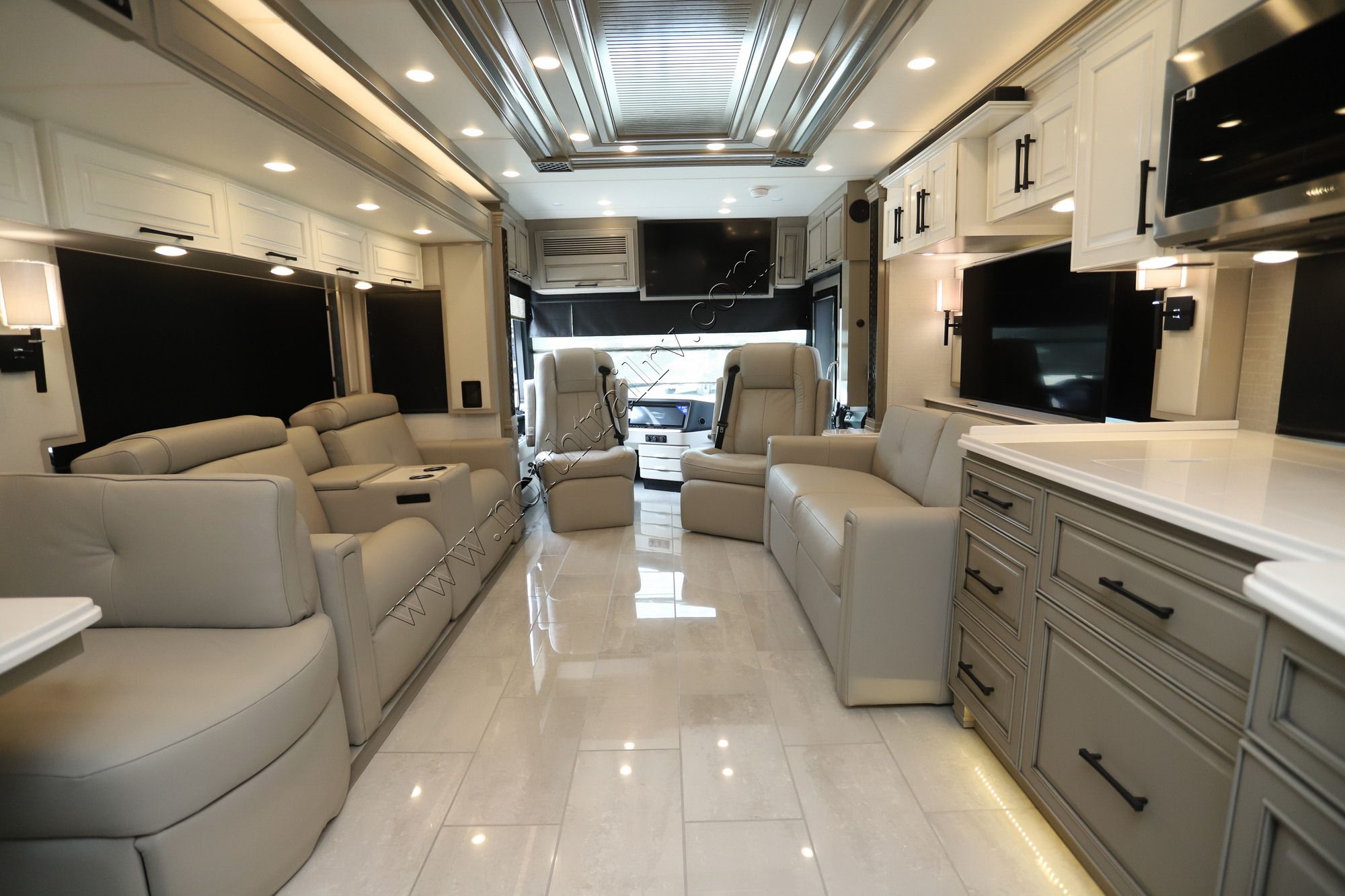 New 2027 Newmar London Aire 4551 Class A  For Sale