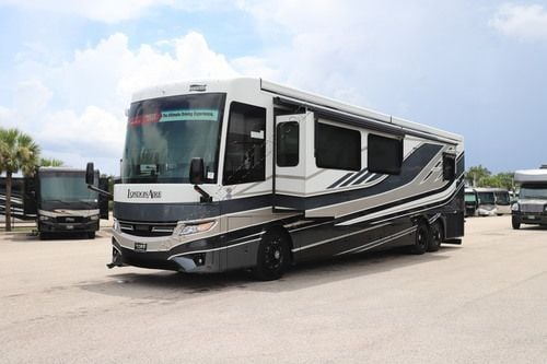 2027 Newmar London Aire 4551